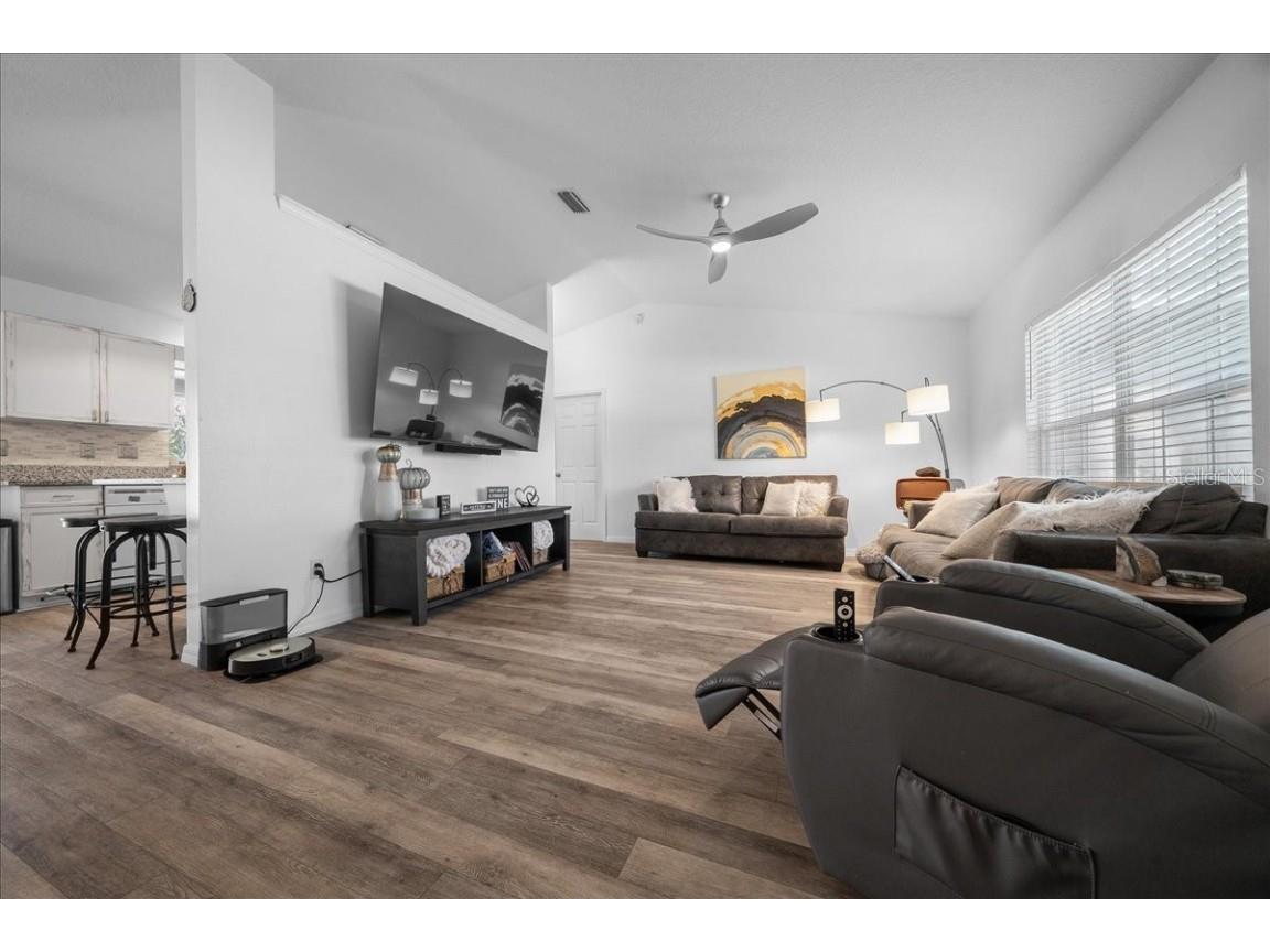 1208 NE 21st Court Ocala FL 34470 OM709642 image9