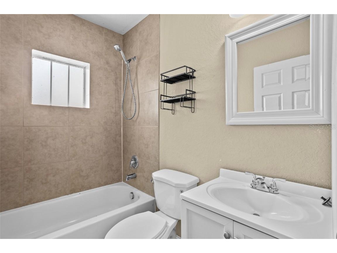 1208 Palmer Street Orlando FL 32801 O6332378 image30