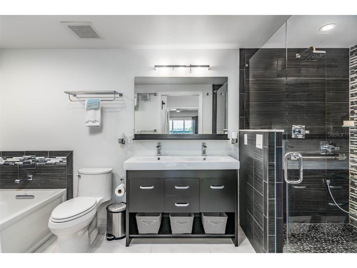 1208 River Drive #401 Melbourne FL 32901 O6358092 image20