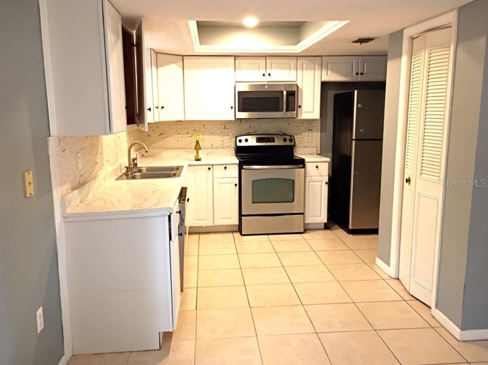 1208 S Canal Boulevard Sebring FL 33870 - CANAL TO LAKE SEBRING L4961096 image3