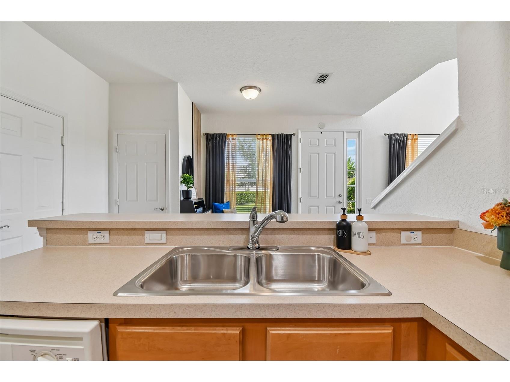 1208 Shallcross Ave Orlando FL 32828 TB8518910 image10