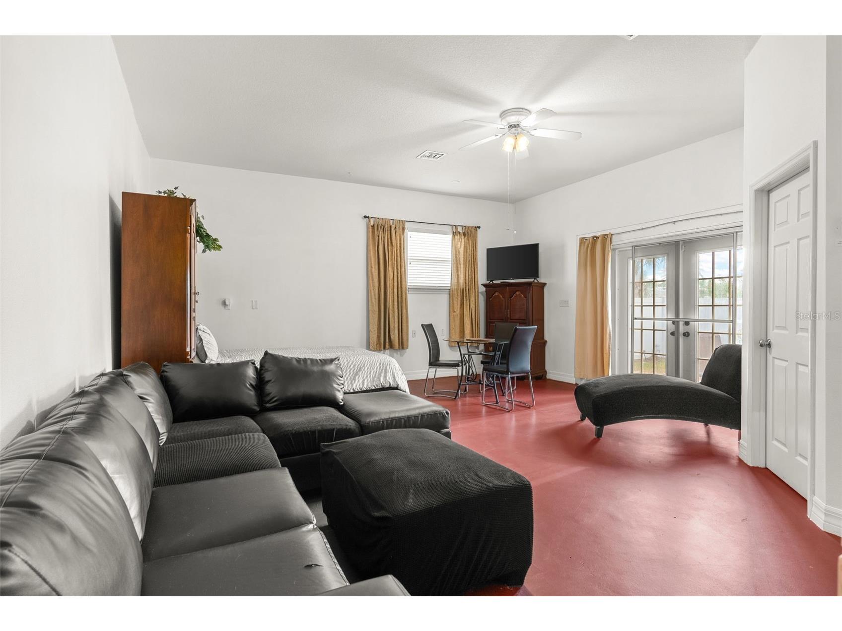 12080 143rd Street Largo FL 33774 TB8485420 image32