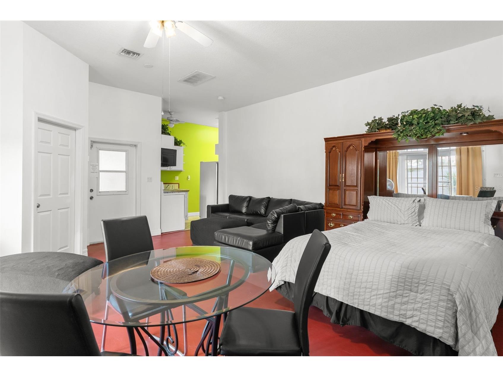 12080 143rd Street Largo FL 33774 TB8485420 image33