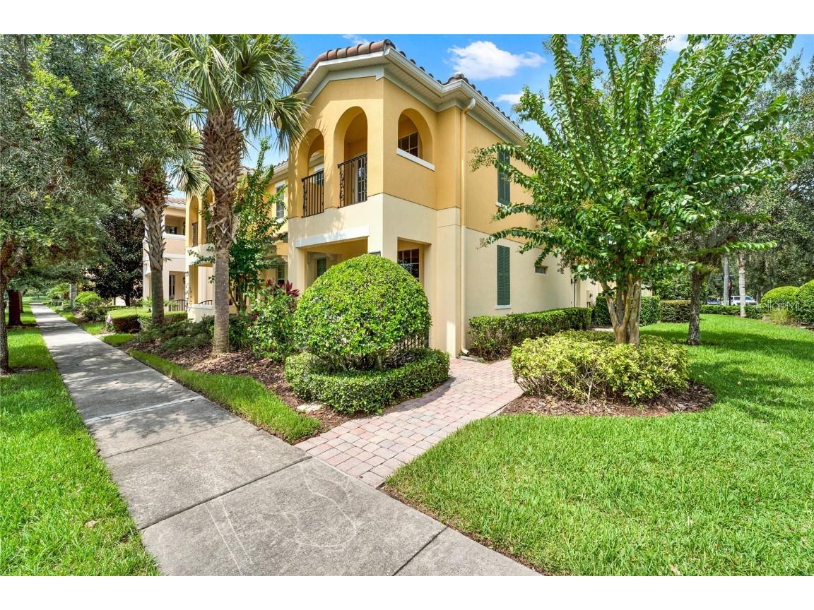 12081 Forsythia Drive, Orlando, FL, 32827 MLS O6218472 Edina Realty