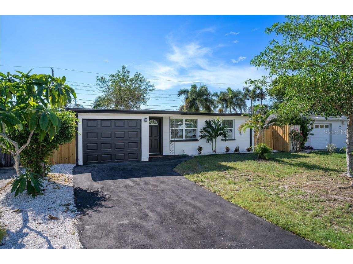 12084 106th Street Largo FL 33773 U8212815 image1