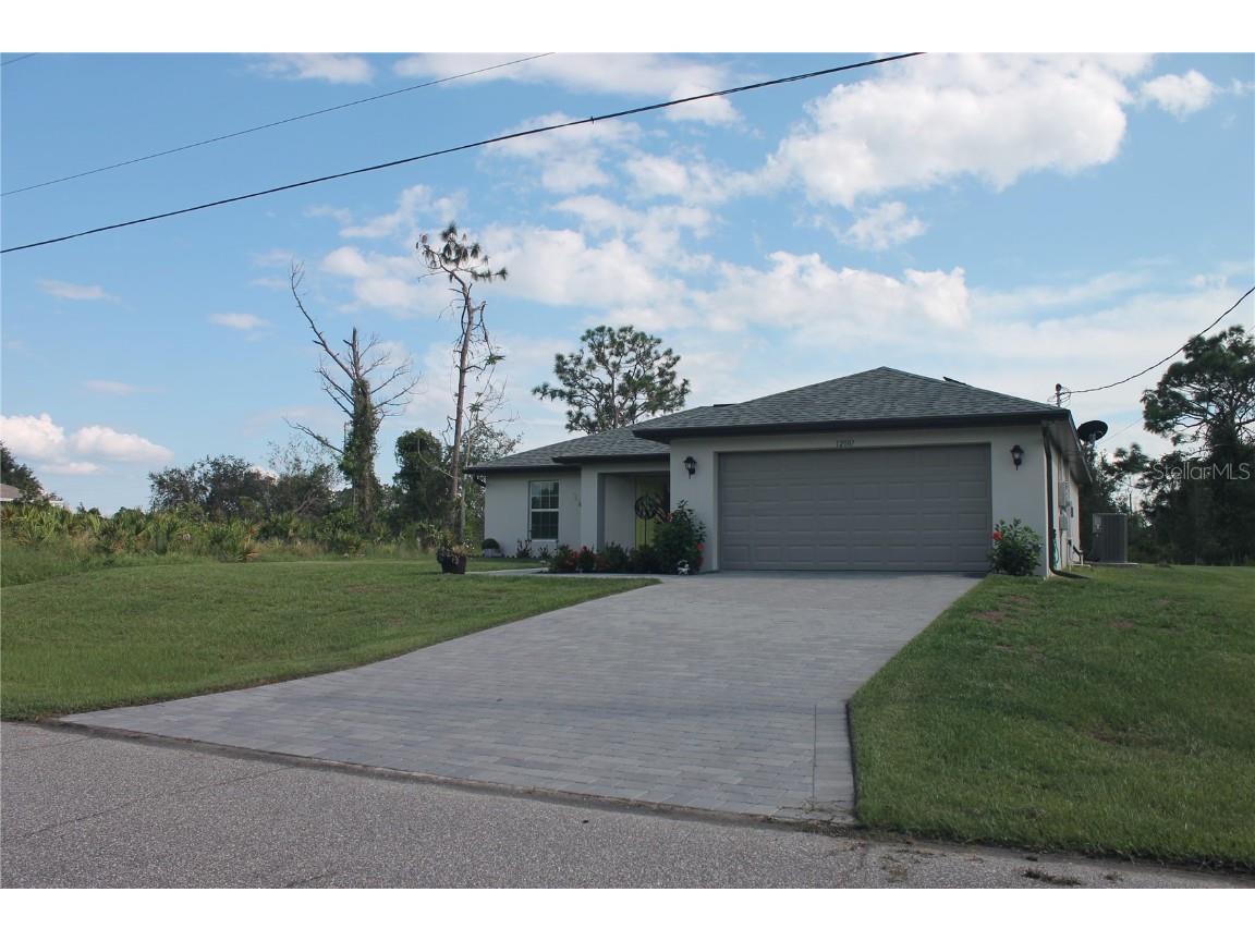 12087 Kingsbury Avenue Port Charlotte FL 33981 C7480313 image1