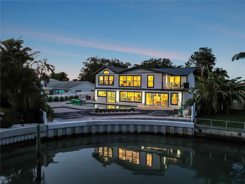 1209 79th Street S Saint Petersburg FL 33707 - BOCA CIEGA BAY U8200038 image1