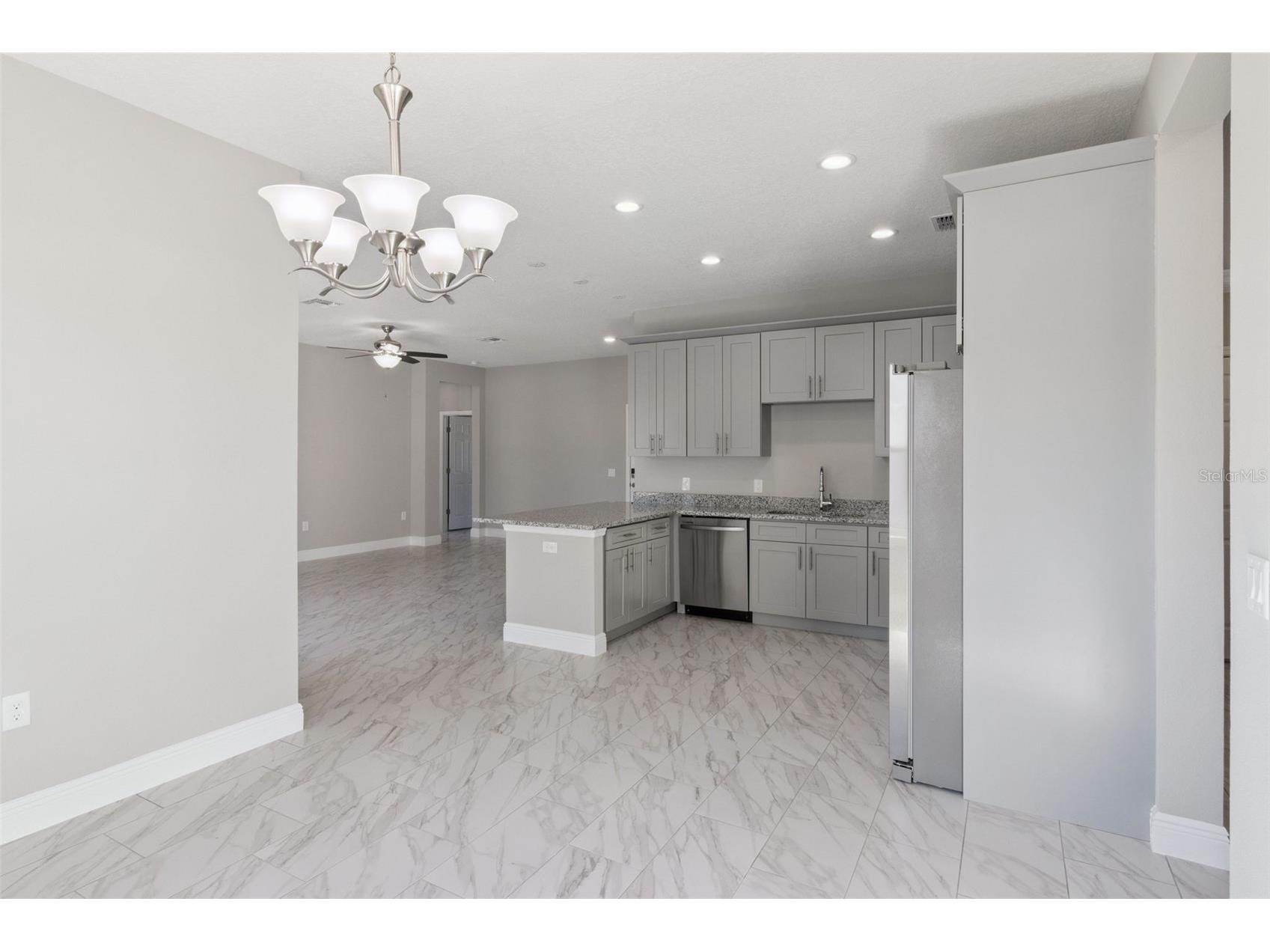 1209 Atlantic Way Kissimmee FL 34759 O6378573 image6