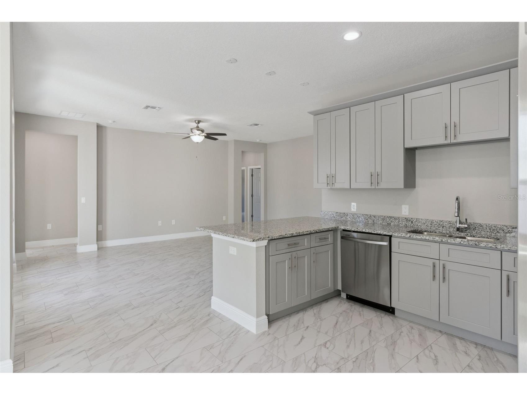 1209 Atlantic Way Kissimmee FL 34759 O6378573 image7