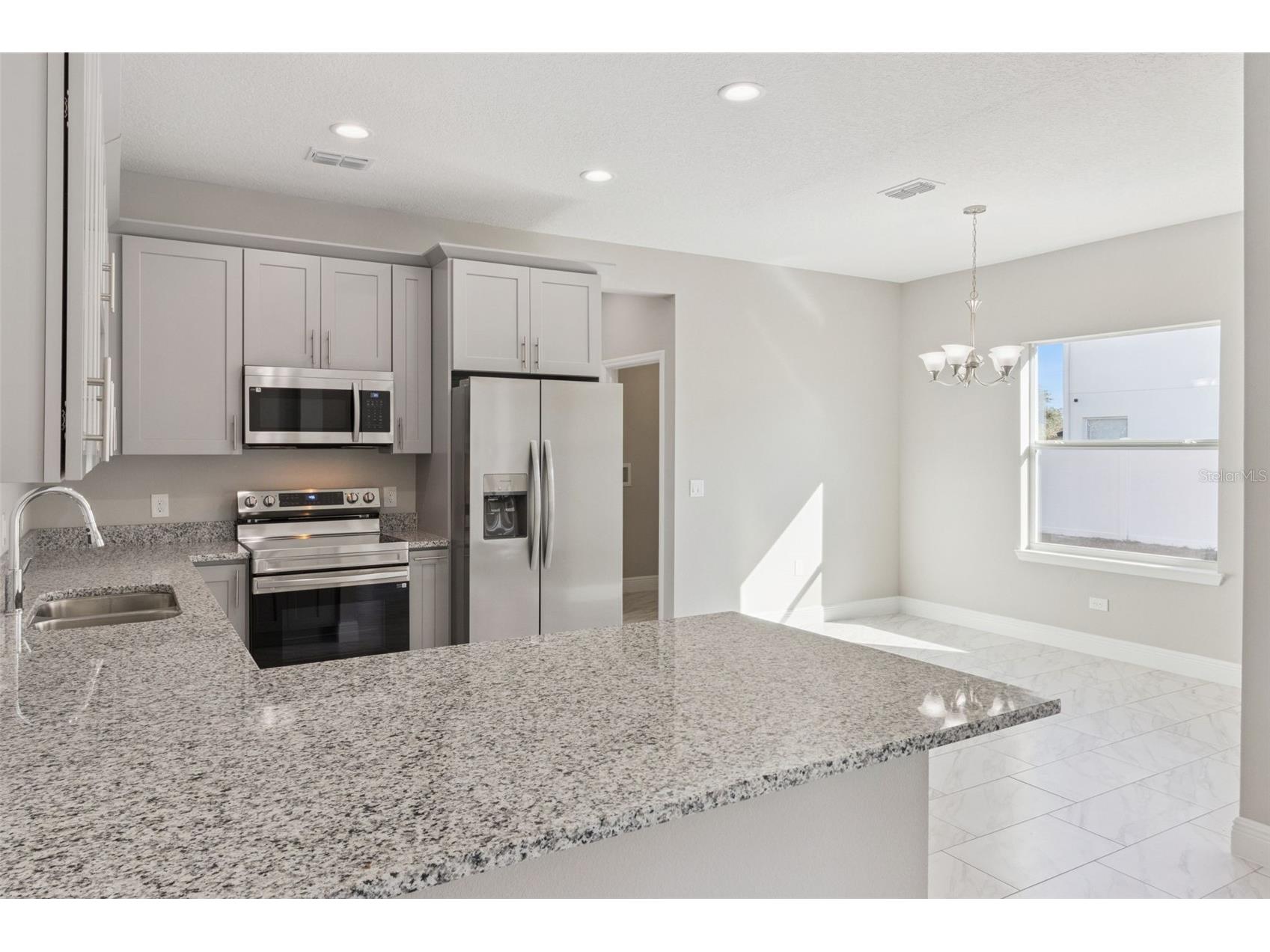 1209 Atlantic Way Kissimmee FL 34759 O6378573 image9