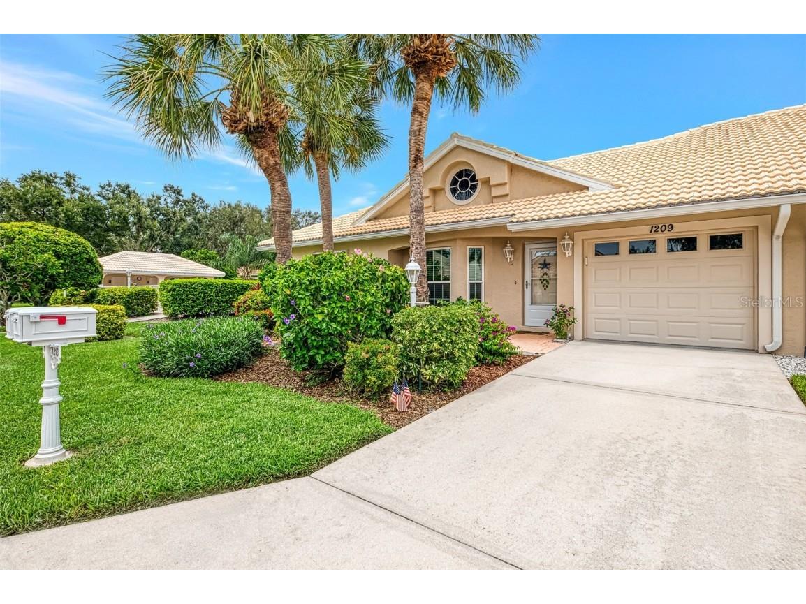 1209 Berkshire Circle Venice FL 34292 N6140410 image1