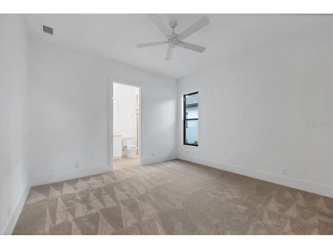 1209 Blue Shell Loop Sarasota FL 34240 A4665441 image24