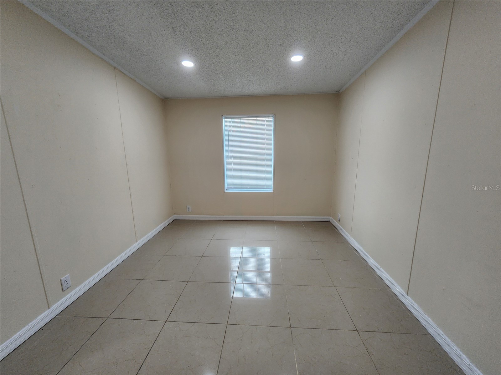 1209 Blue Sky Place Dover FL 33527 TB8492207 image25