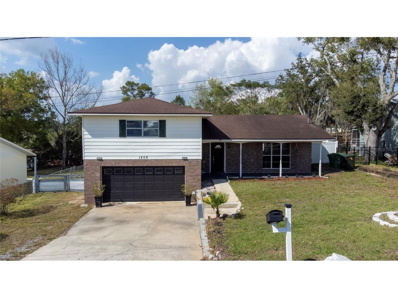 1209 Dawn Drive Dundee FL 33838 - LAKE JOSEPHINE S5081940 image1