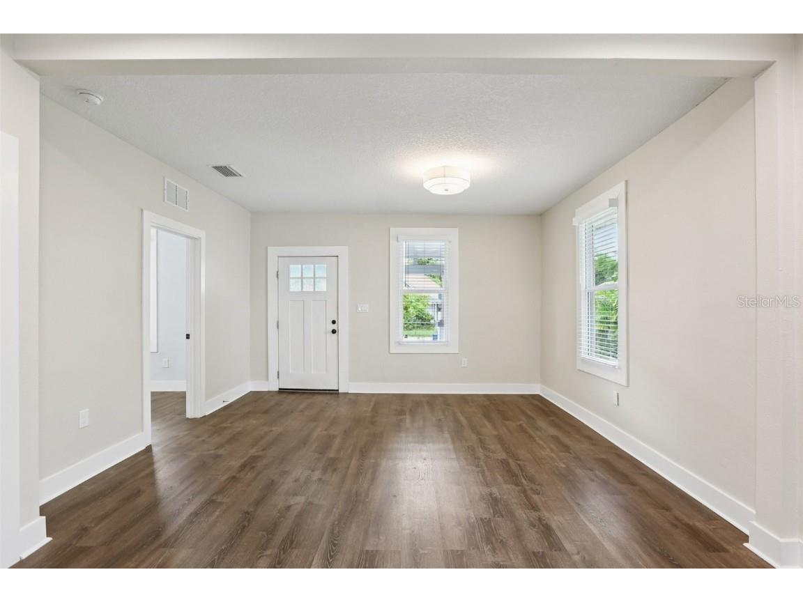 1209 E 17th Avenue Tampa FL 33605 TB8431436 image4