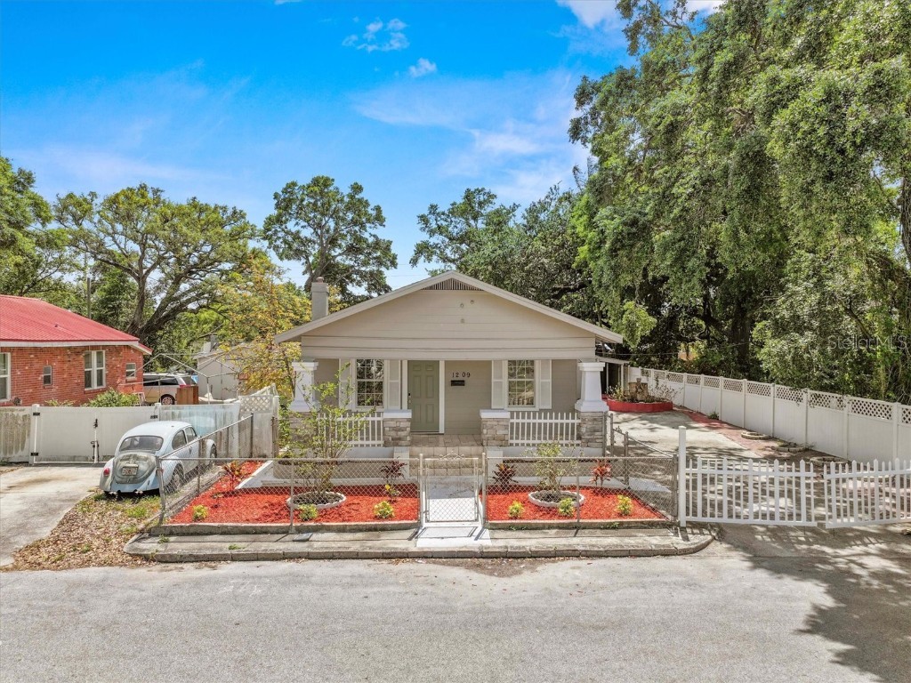 1209 E 29th Avenue Tampa FL 33605 TB8369978 image1