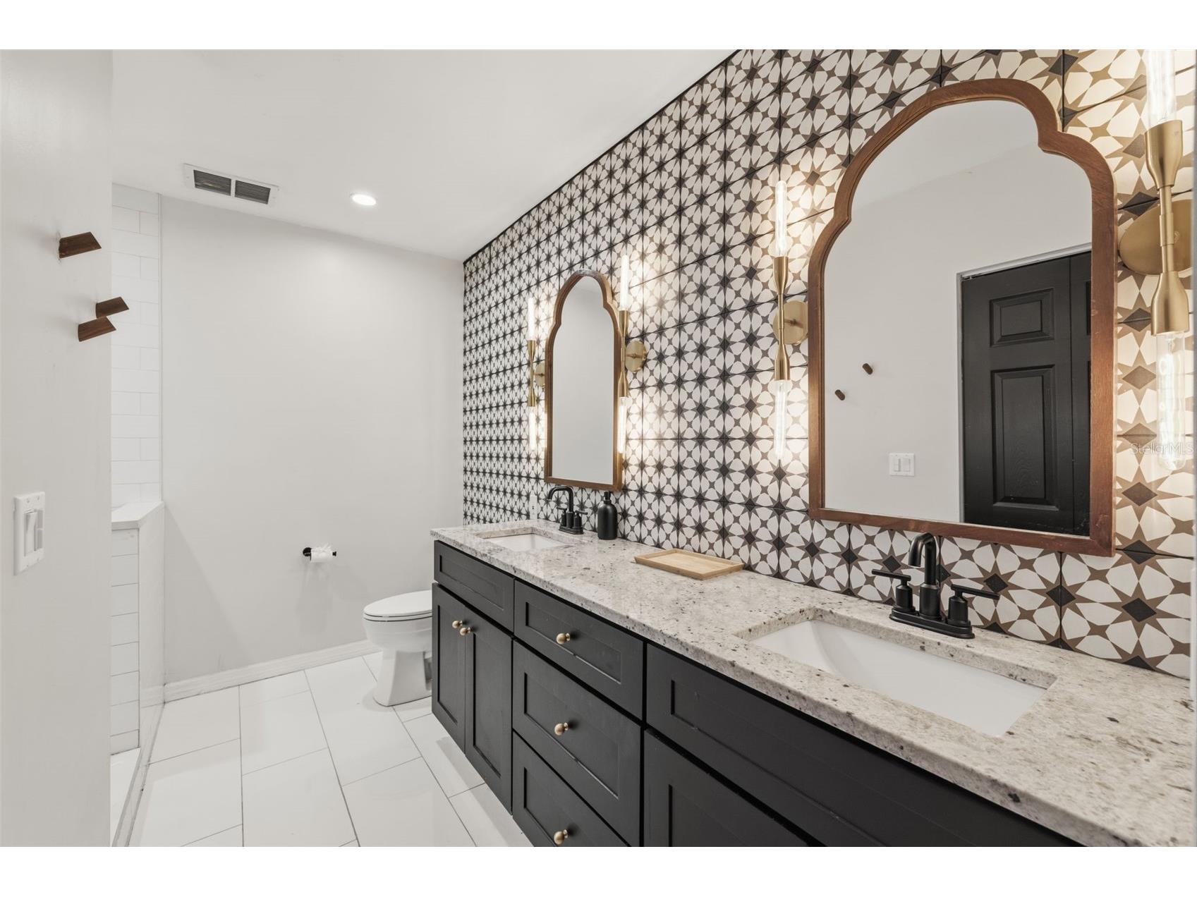1209 E Crenshaw Street Tampa FL 33604 TB8532419 image16
