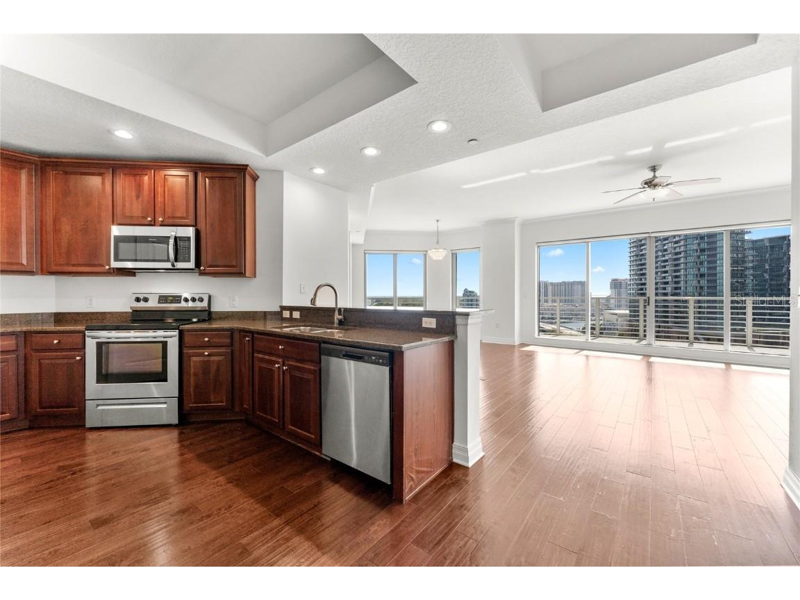 1209 E Cumberland Avenue #1201 Tampa FL 33602 TB8445058 image11