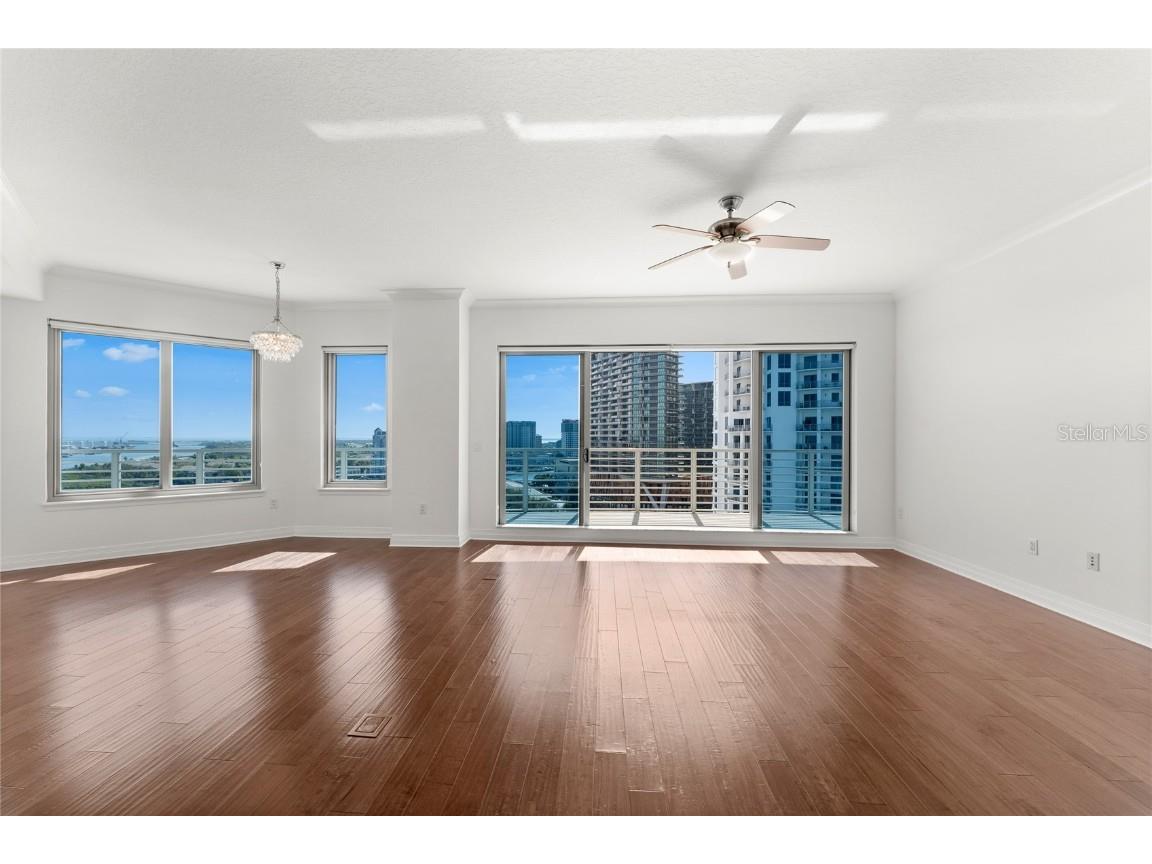 1209 E Cumberland Avenue #1201 Tampa FL 33602 TB8445058 image4