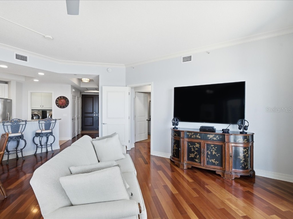 1209 E Cumberland Avenue #1906 Tampa FL 33602 TB8453760 image10