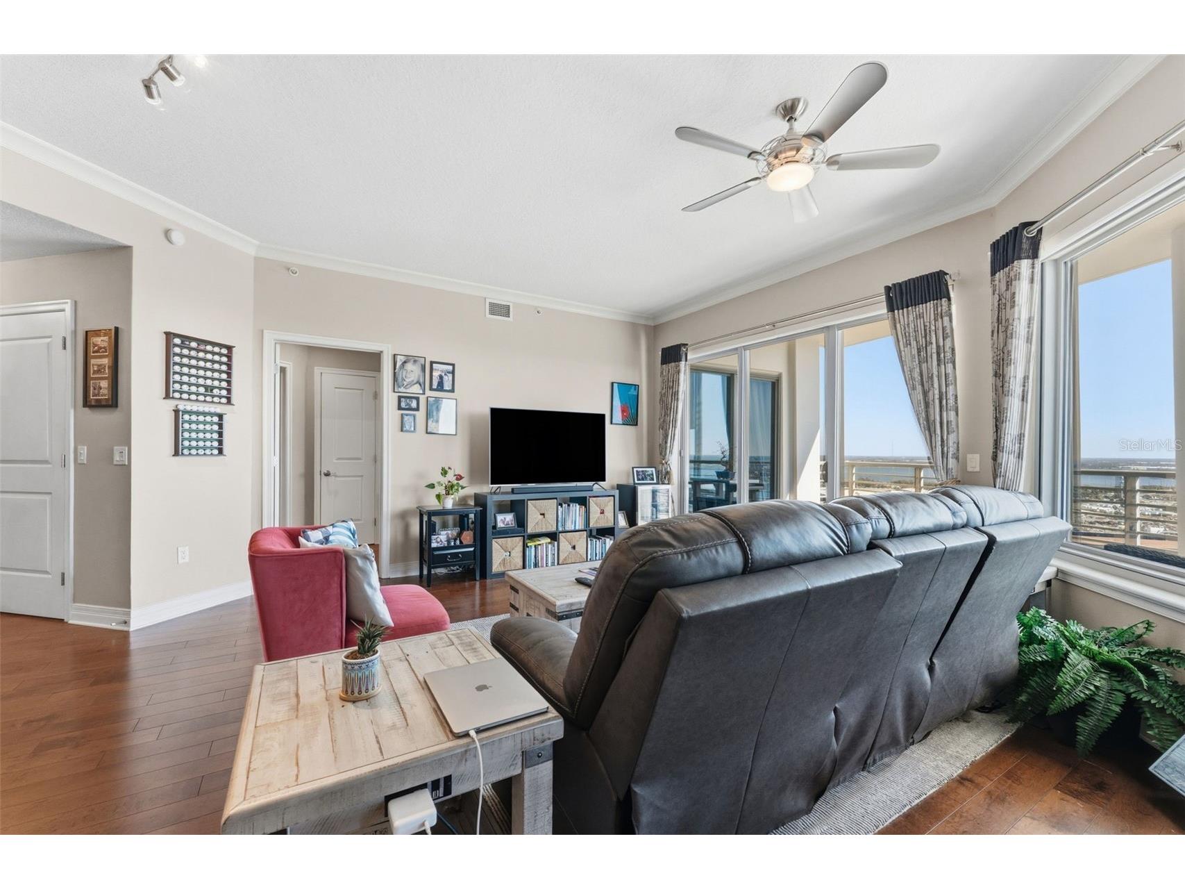 1209 E Cumberland Avenue #2306 Tampa FL 33602 - GARRISON CHANNEL TB8474857 image6