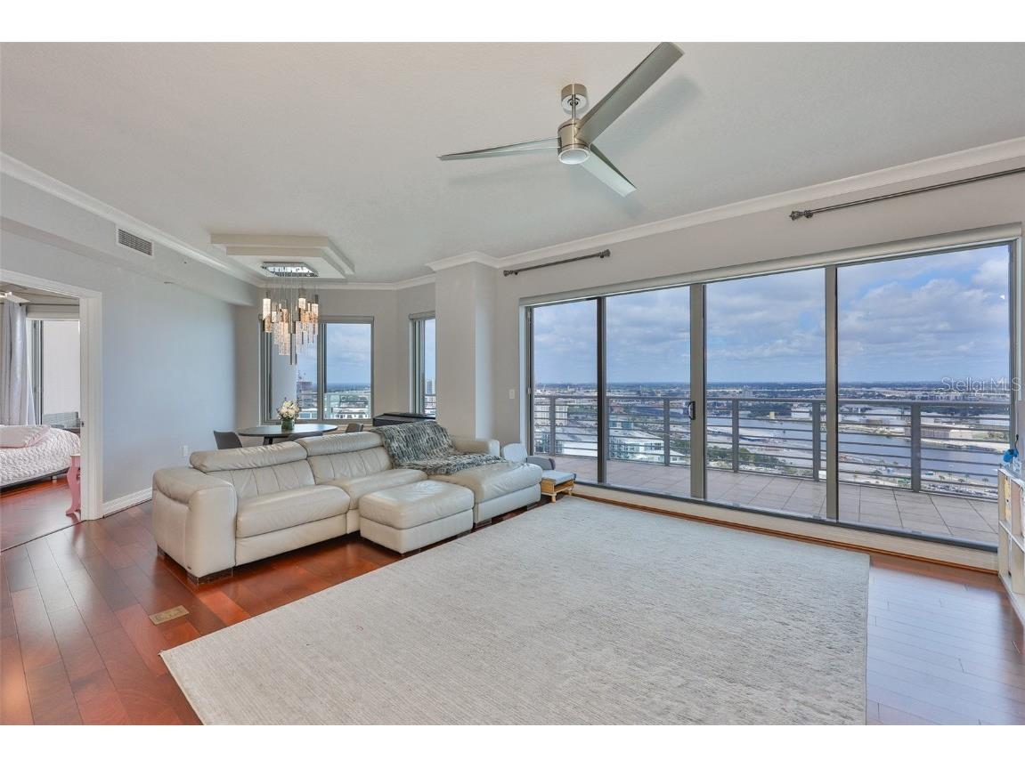 1209 E Cumberland Avenue #2404 Tampa FL 33602 TB8434073 image3