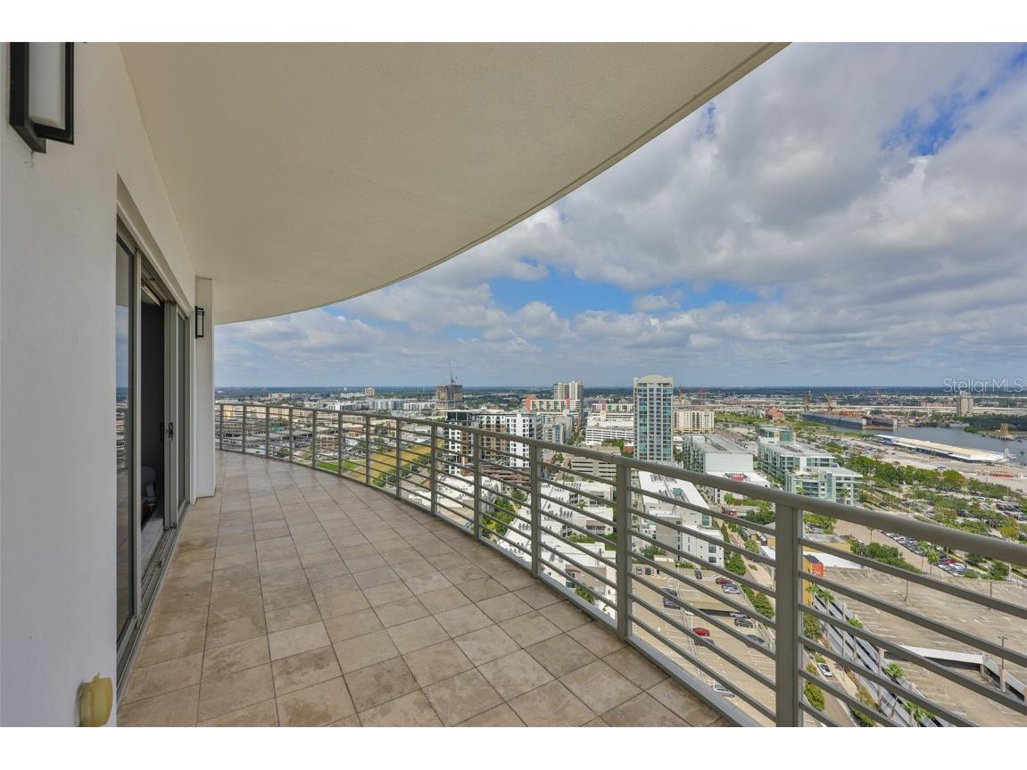 1209 E Cumberland Avenue #2404 Tampa FL 33602 TB8434073 image5