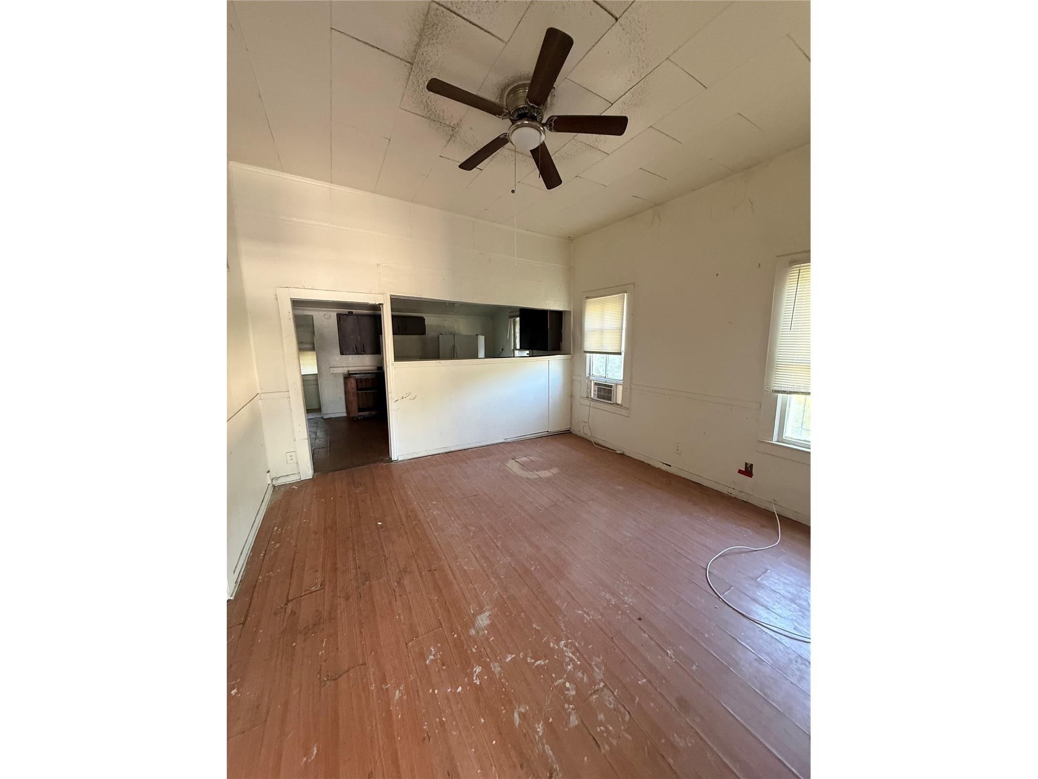 1209 E Dr Martin Luther King Jr Boulevard Tampa FL 33603 TB8502988 image4