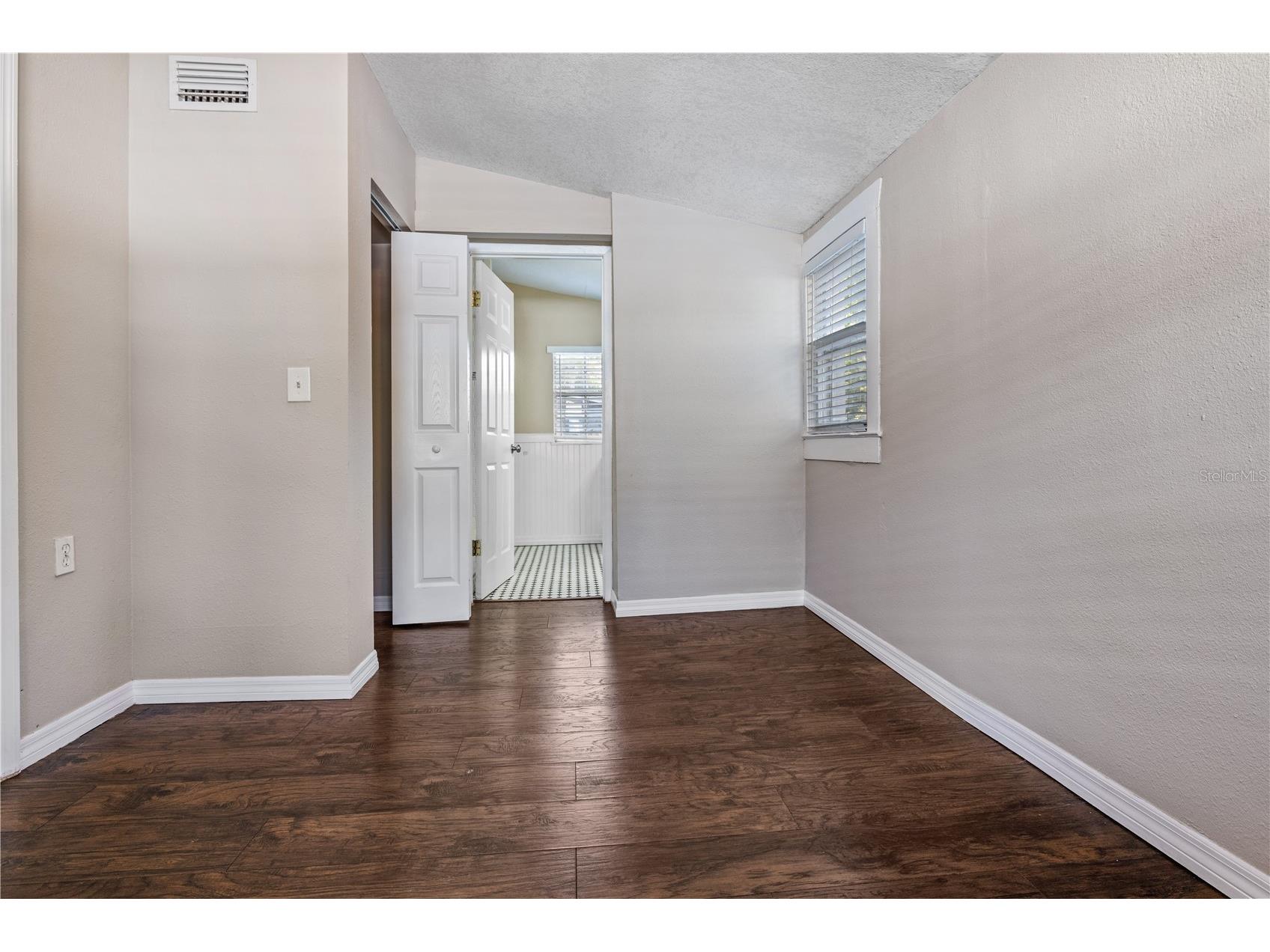 1209 E Ida Street Tampa FL 33603 TB8494064 image14