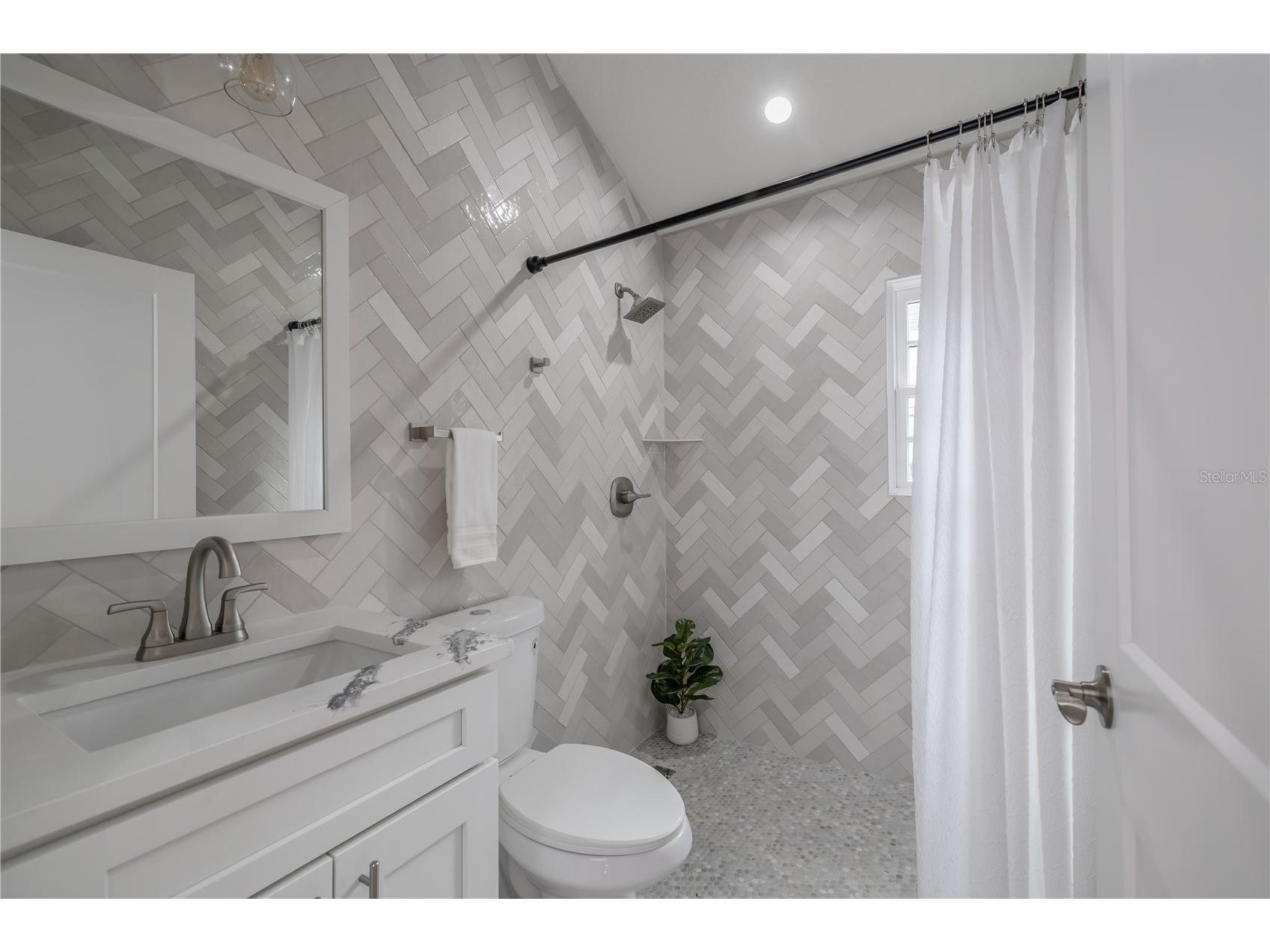 1209 E Washington Street Orlando FL 32801 FC317670 image14