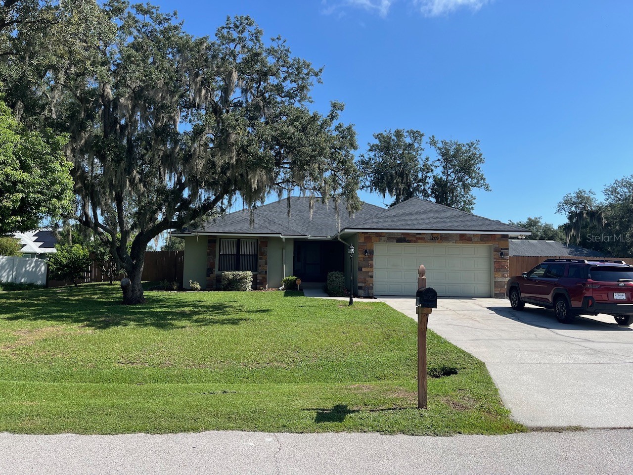 1209 Lake Loop Winter Haven FL 33880 O6423604 image1