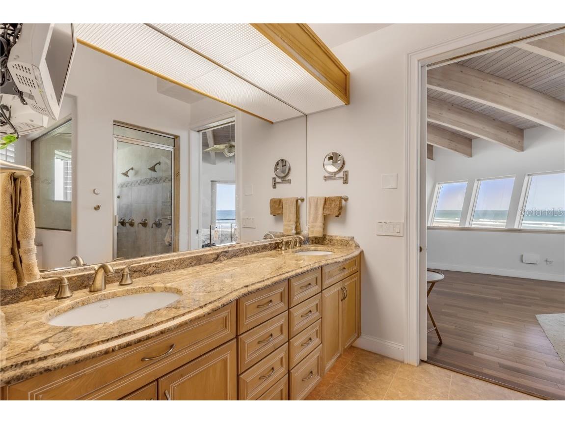 1209 N Atlantic Avenue New Smyrna Beach FL 32169 V4942890 image40