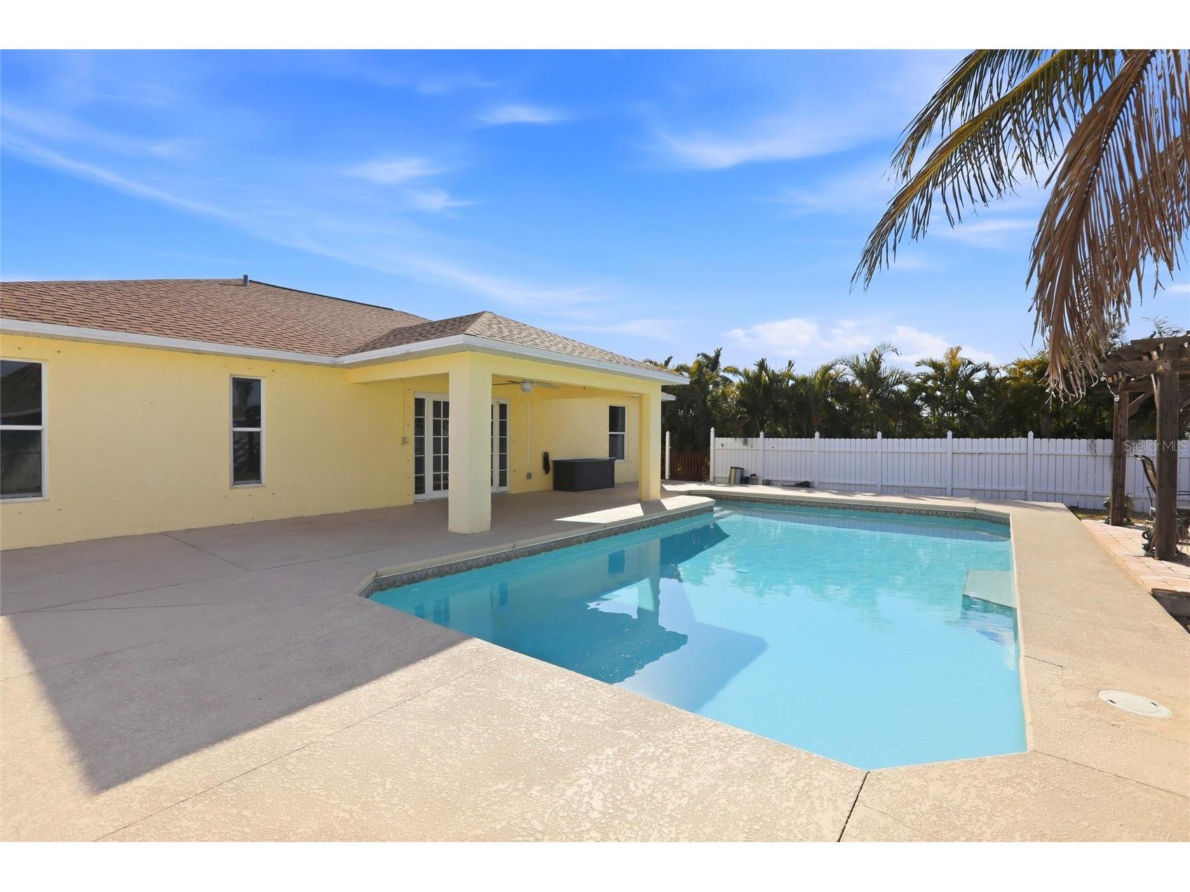 1209 NW 19th Street Cape Coral FL 33993 A4682582 image2