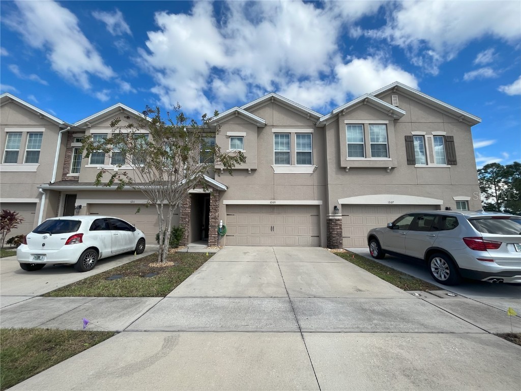 1209 Pensacola Court Kissimmee FL 34744 O6146128 image1