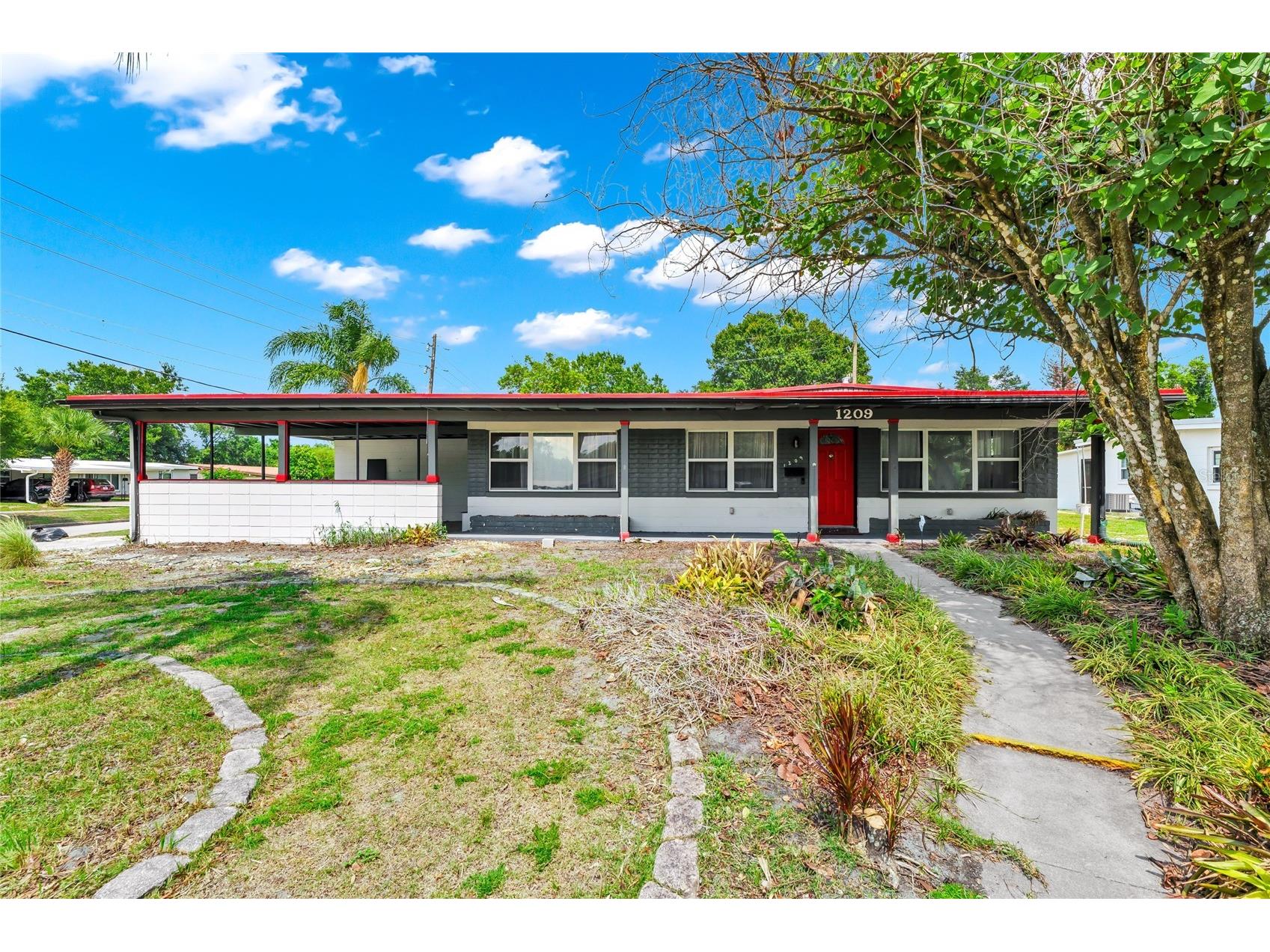 1209 Roscomare Avenue Orlando FL 32806 O6417301 image1