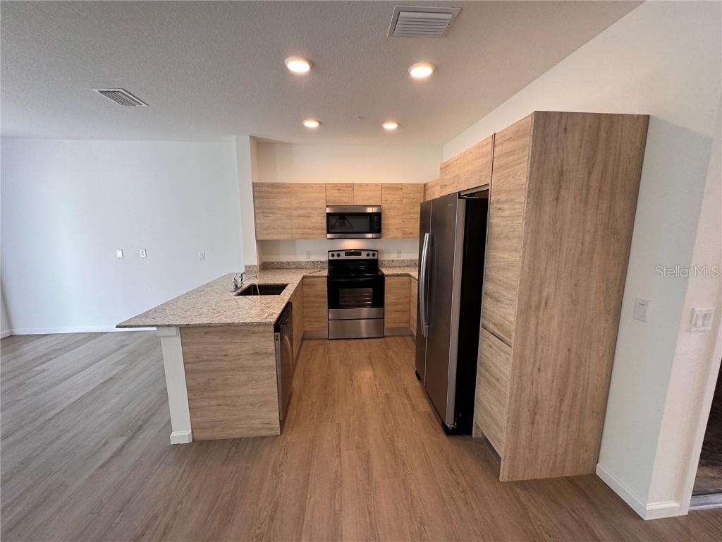 1209 Southstation Place #303 Orlando FL 32809 O6333830 image2