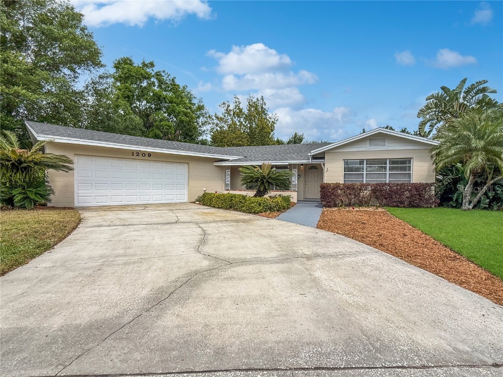 1209 Stevens Avenue Orlando FL 32806 O6296084 image1