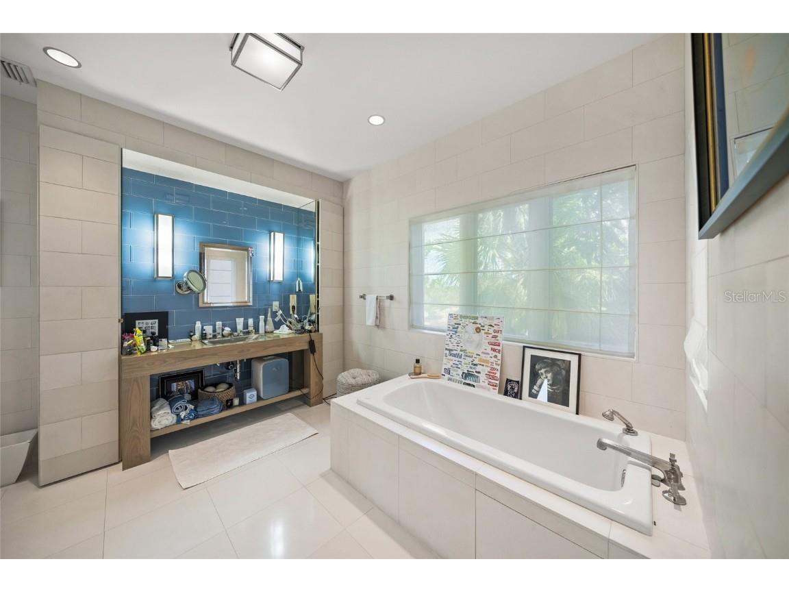 1209 Westway Drive Sarasota FL 34236 - GULF OF MEXICO TB8420202 image33