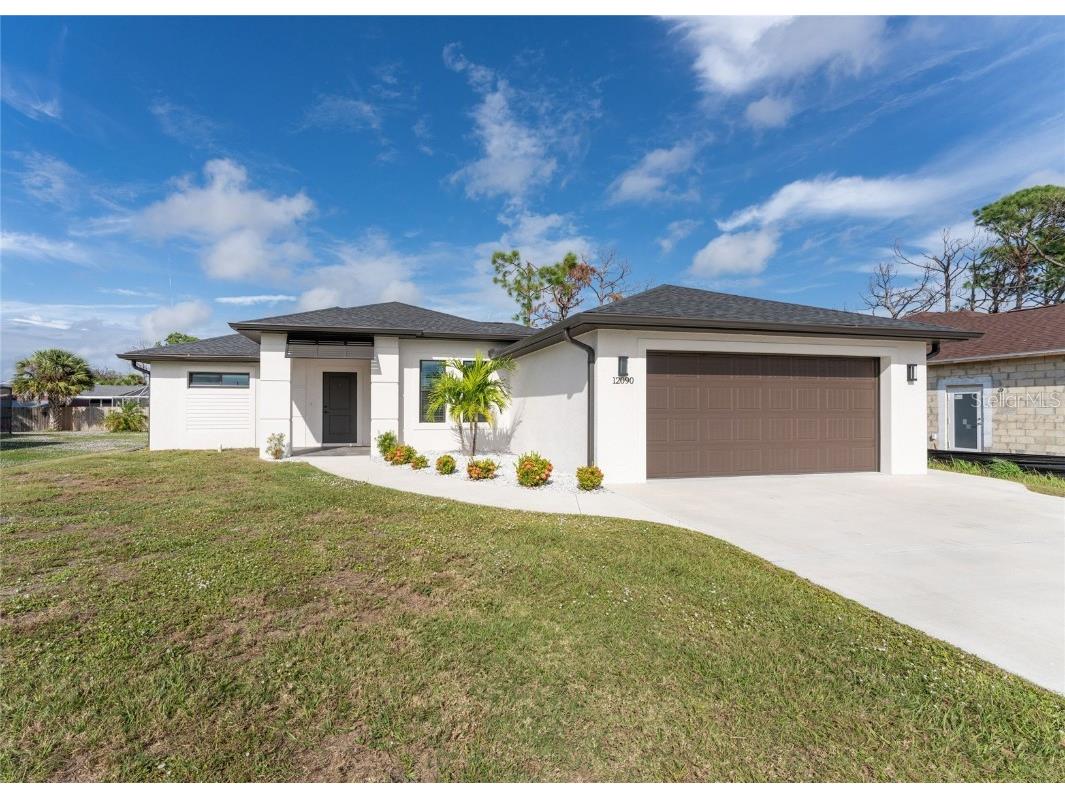 12090 Gulfstream Boulevard Port Charlotte FL 33981 D6133501 image1