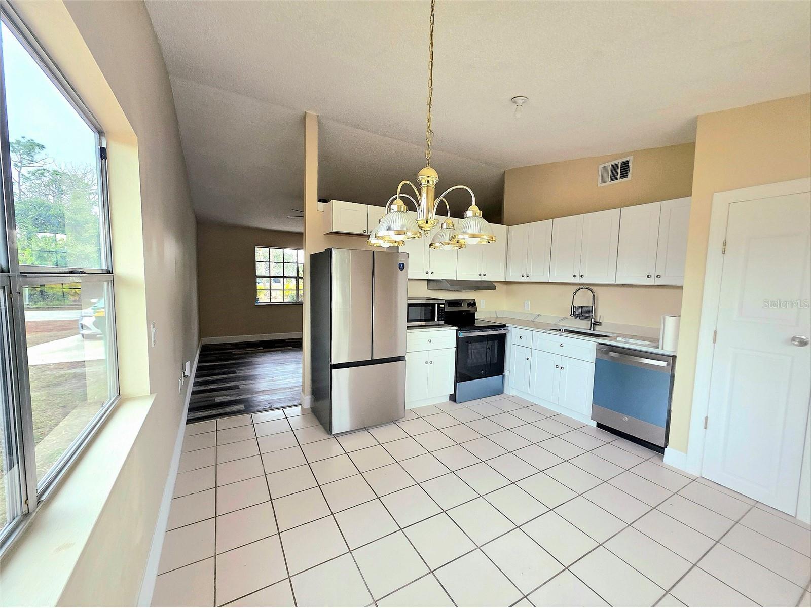 12091 Crossgate Avenue Port Charlotte FL 33981 A4695297 image2