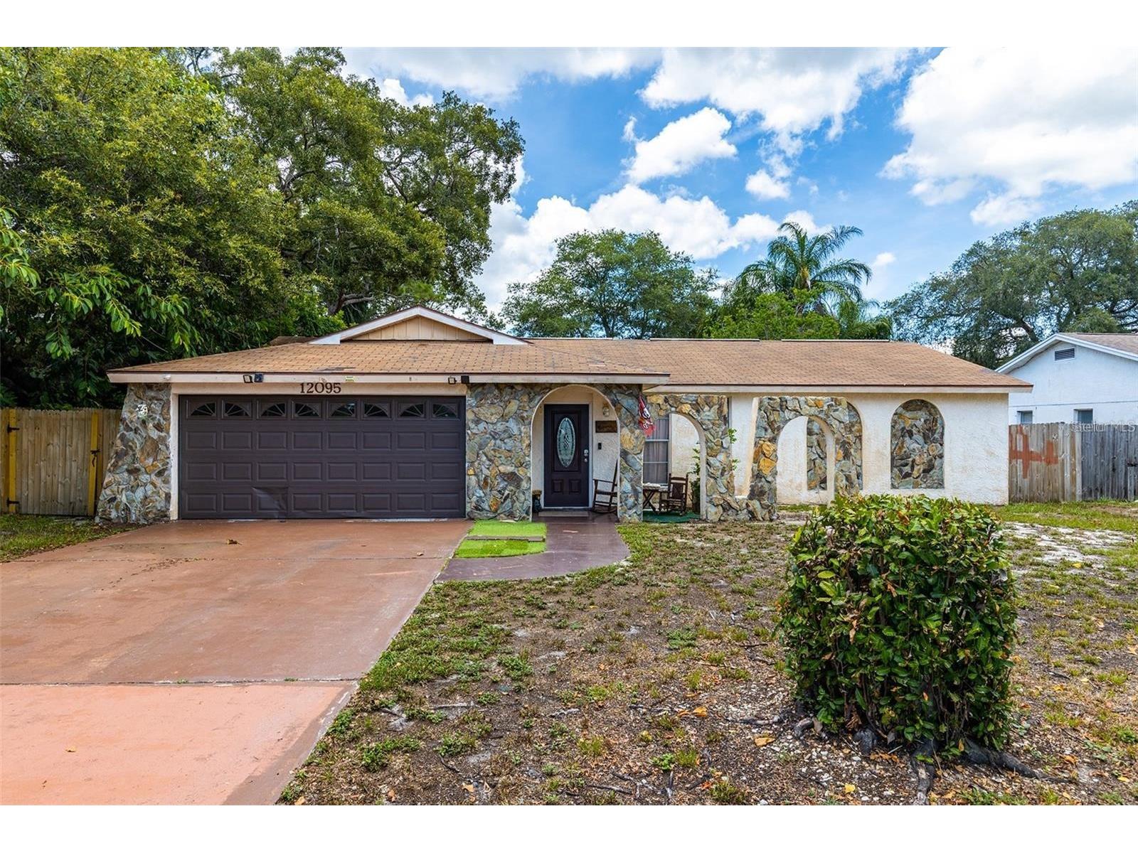 12095 102nd Avenue Seminole FL 33778 TB8516737 image1