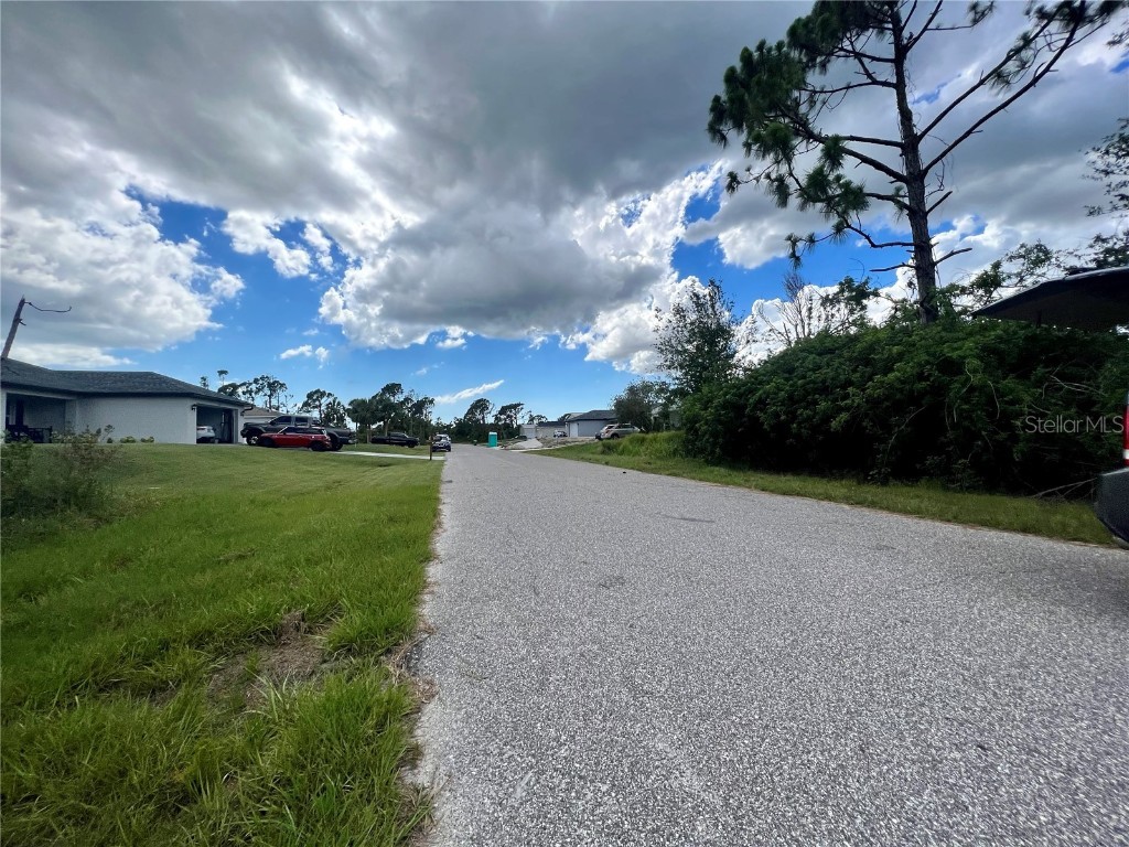 12095 Warden Avenue Port Charlotte FL 33981 C7494935 image2