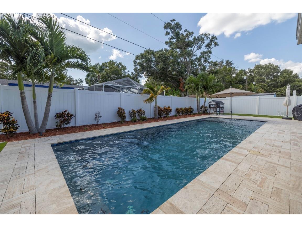 12096 Oak Street Largo FL 33774 U8210501 image1