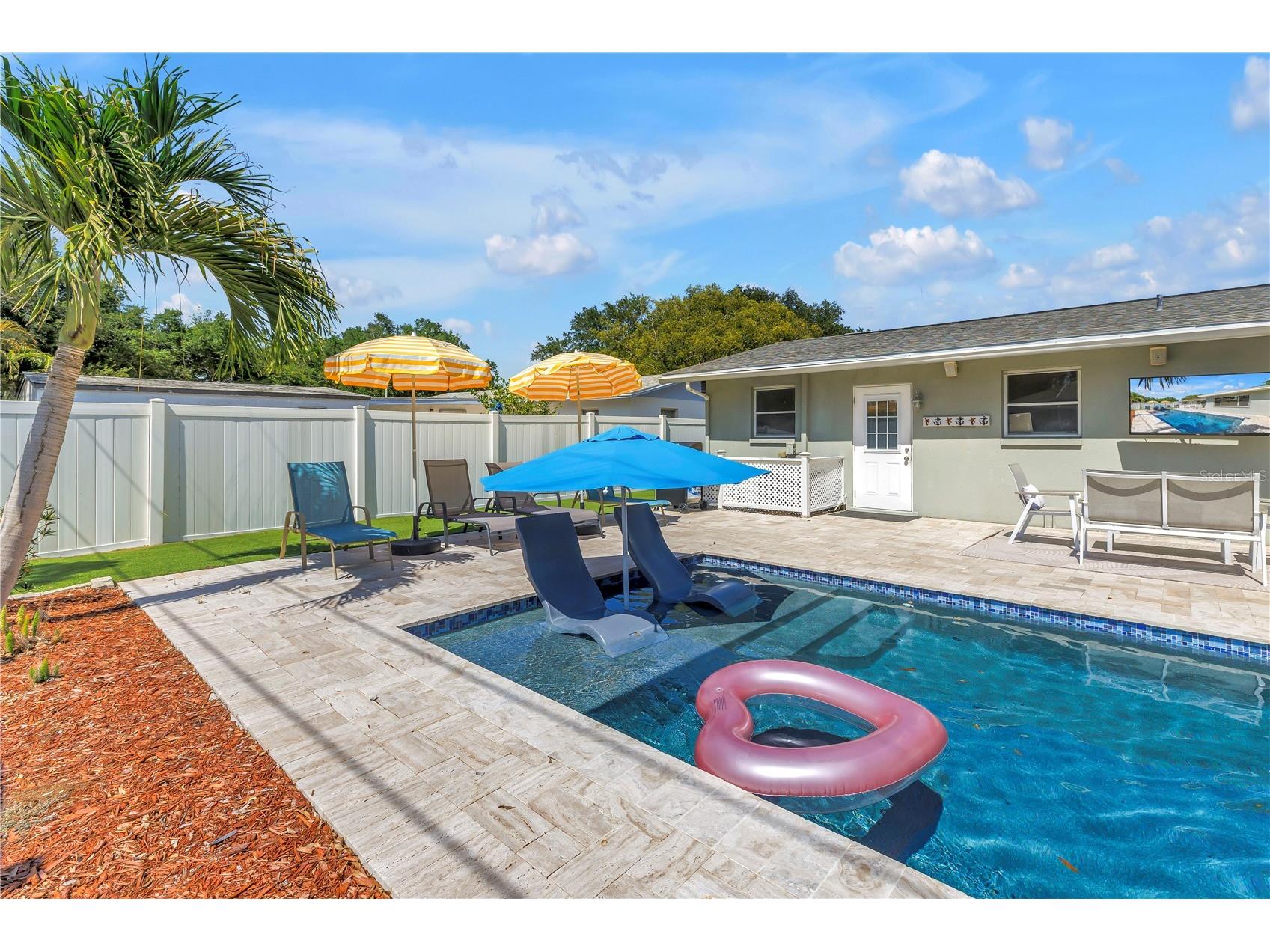 12096 Oak Street Largo FL 33774 TB8503114 image3