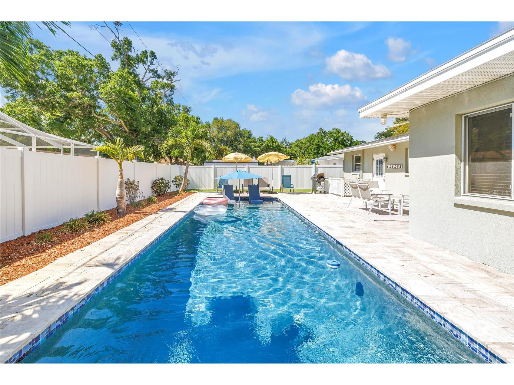 12096 Oak Street Largo FL 33774 TB8503114 image38