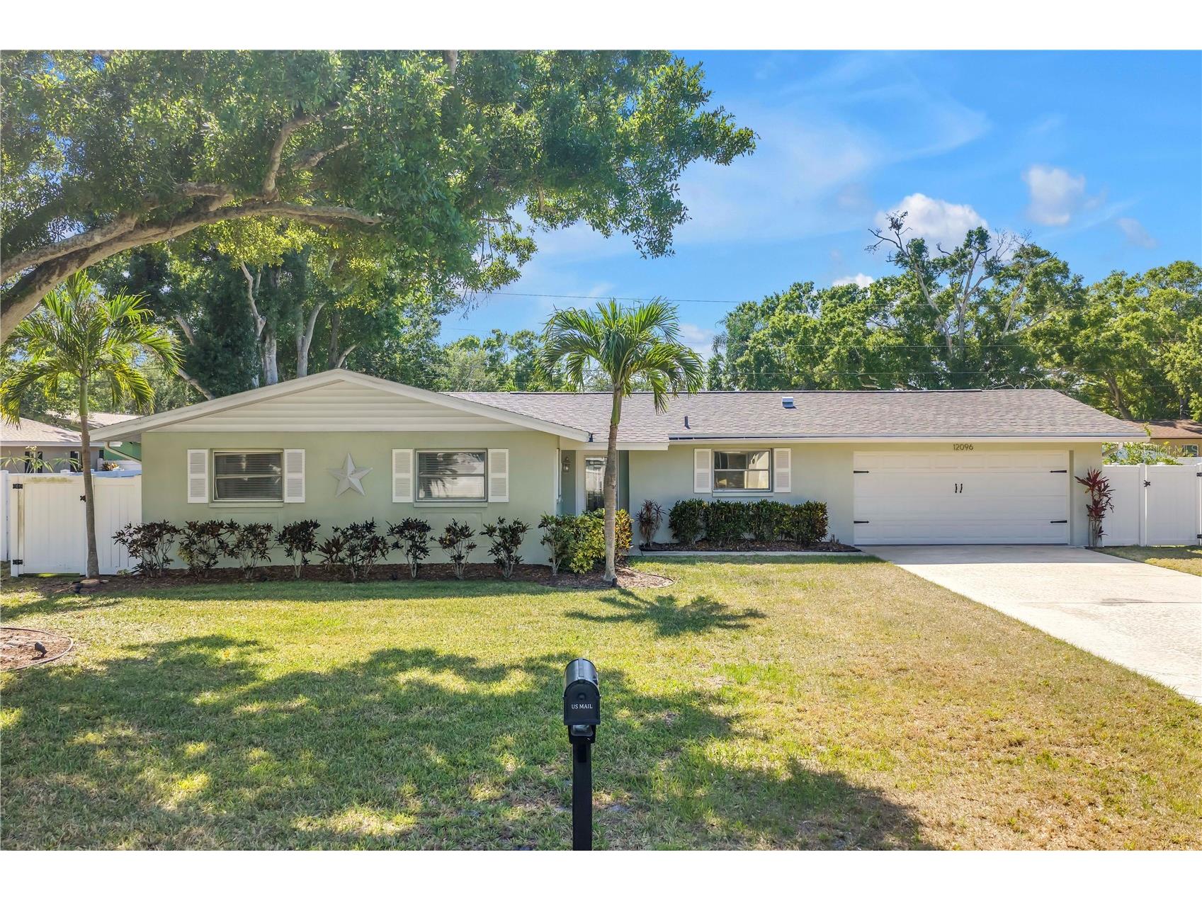 12096 Oak Street Largo FL 33774 TB8503114 image46