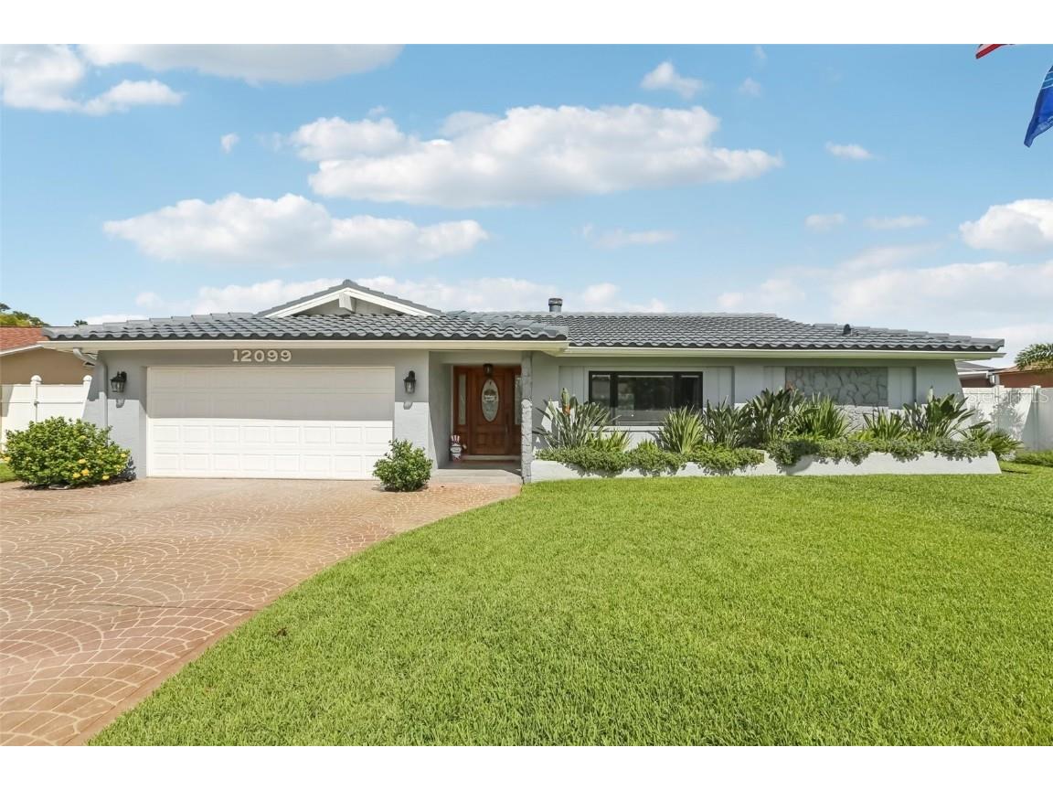 12099 Kay Drive Seminole FL 33772 TB8407879 image1