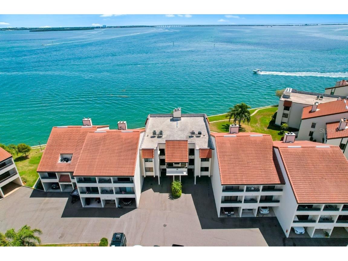 121 1st Street E #206 Tierra Verde FL 33715 - BOCA CIEGA BAY U8193000 image1