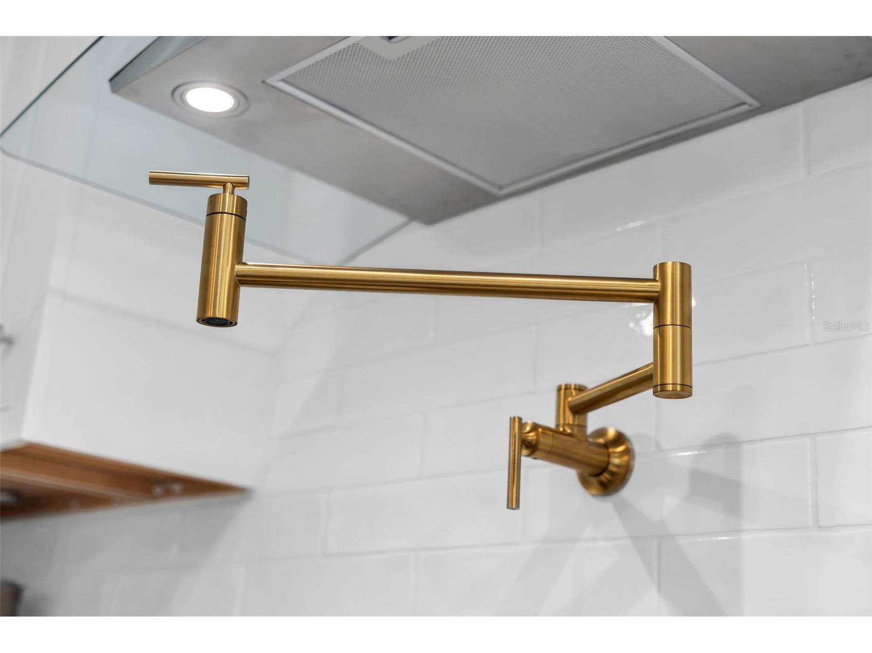 121 28th Avenue NE Saint Petersburg FL 33704 TB8407386 image12