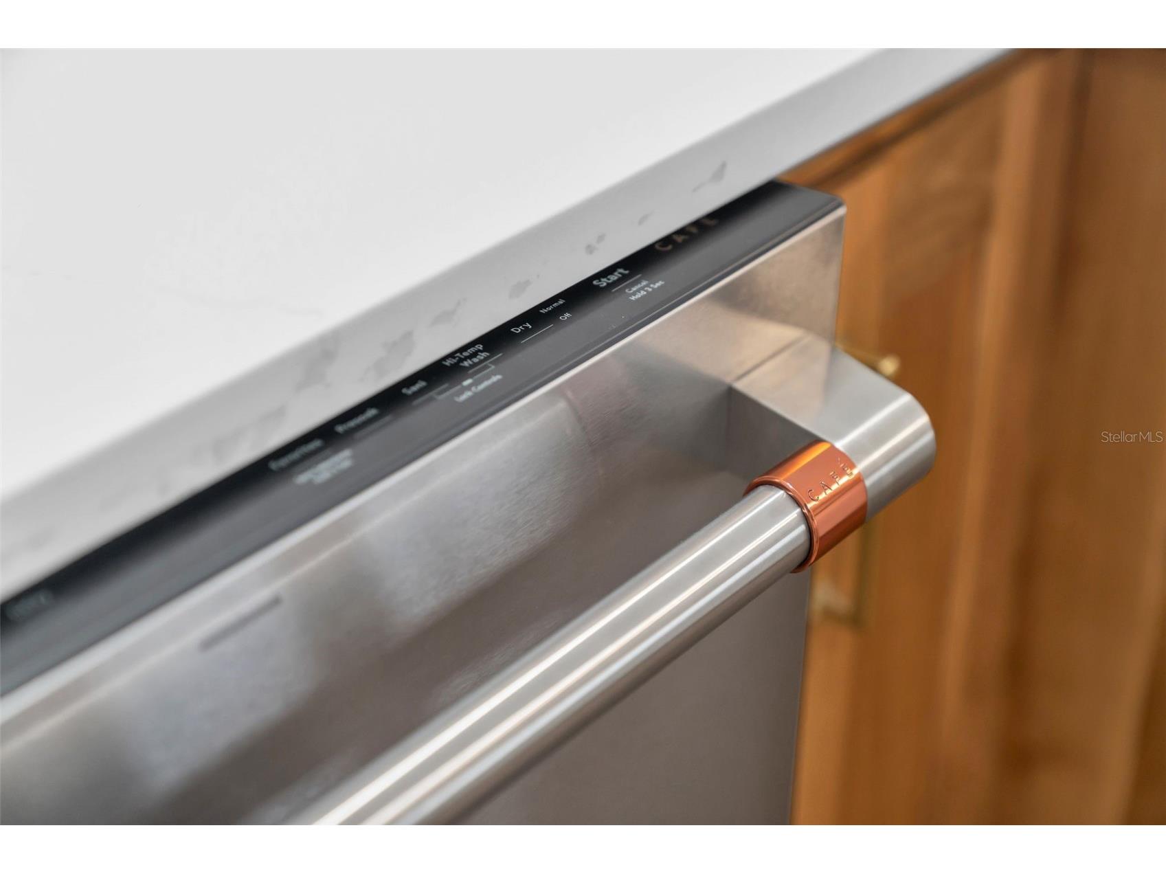 121 28th Avenue NE Saint Petersburg FL 33704 TB8407386 image14